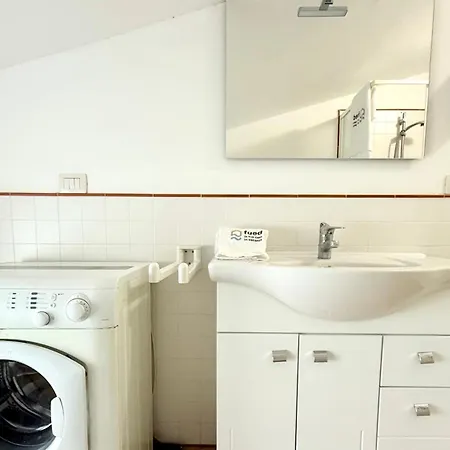 M437 - Marcelli, Bilocale Con Aria Condizionata 公寓 *